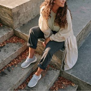 NEW Vessi women’s everyday classic size 9 grey sneaker